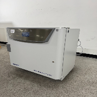 Eppendorf New Brunswick S41i Incubator Shaker image 1